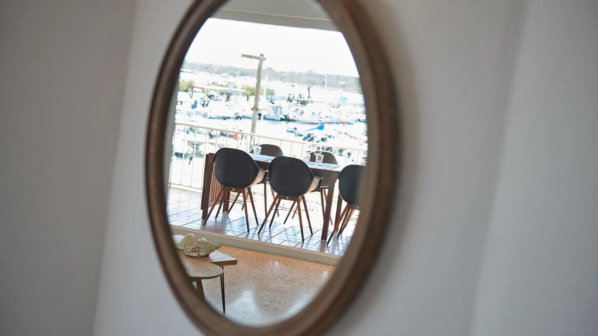 Sand - Enjoytheseaincolonia We Rent From Sat To Sat, Except Winter كولونيا سانت خورذي